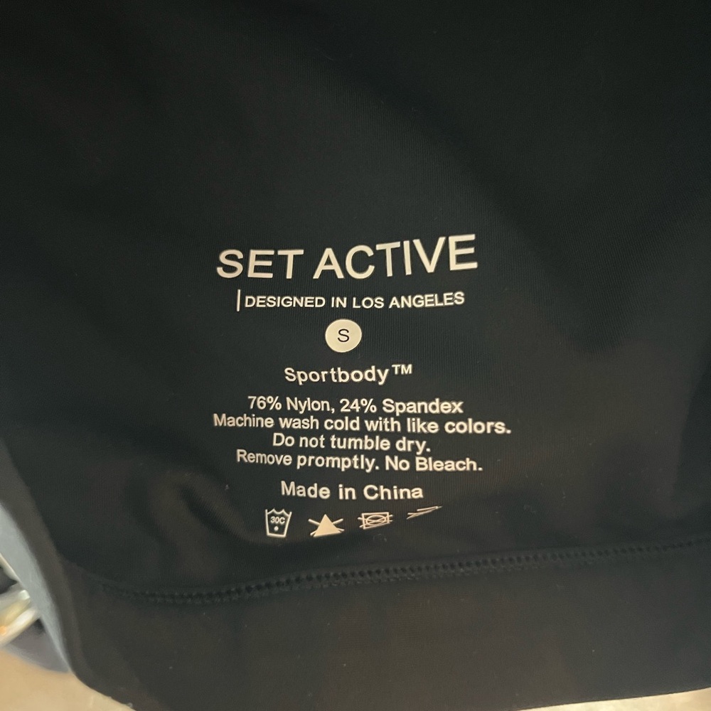 SET Active Top - Picture 6 of 6
